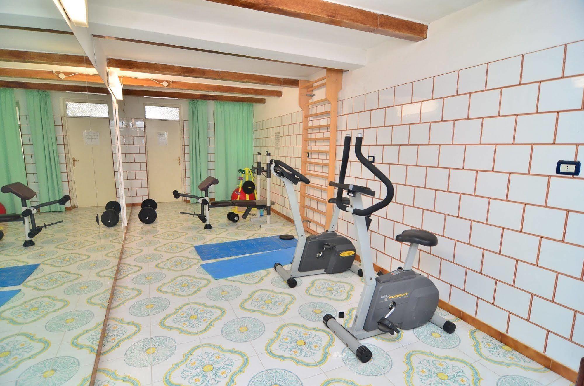 Hotel Terme Marina Lacco Ameno  ภายนอก รูปภาพ
